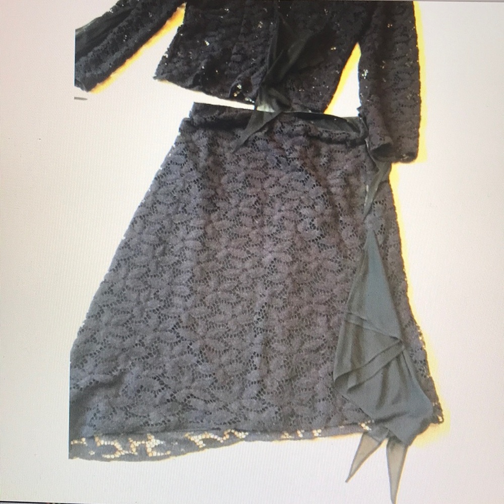Two piece blouse and long skirt - Picture 8 of 8